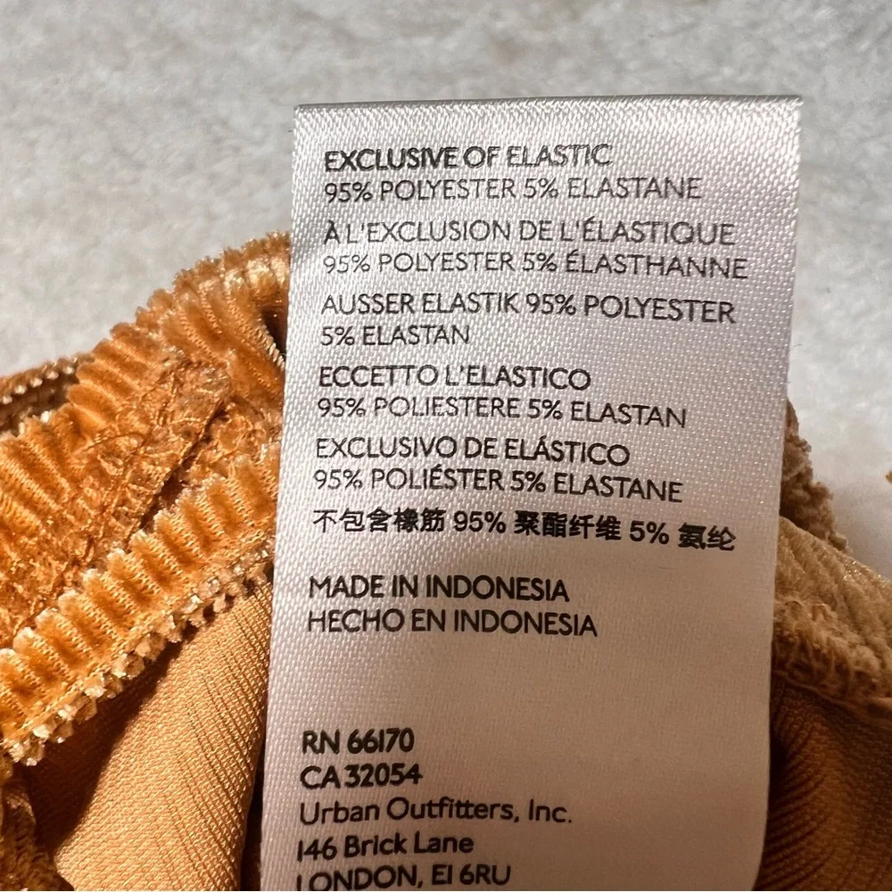 Urban Outfitters Eden Velvet Golden Brown Ruched Cami Crop Tank Top - Picture 9 of 10
